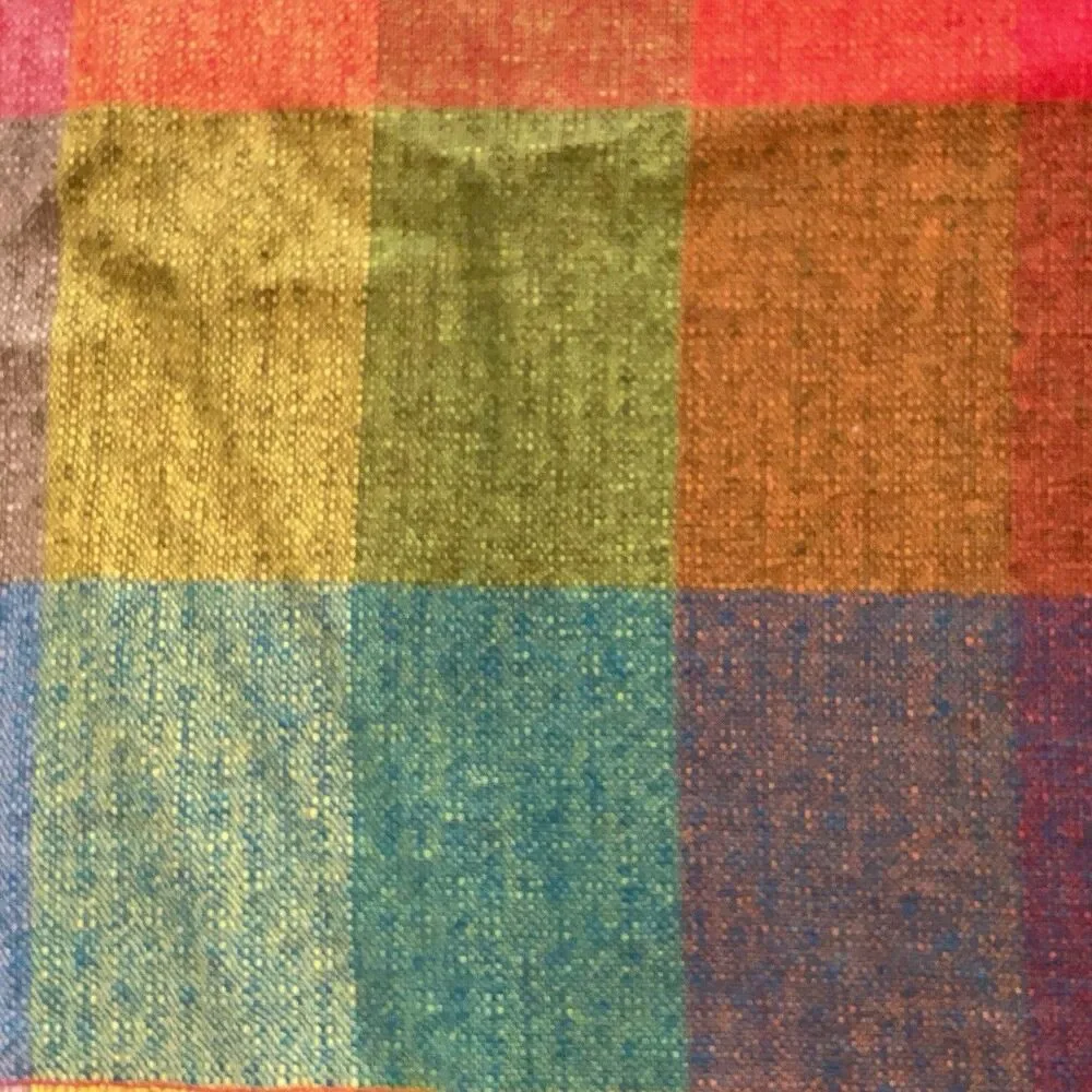 Unbranded bright squares